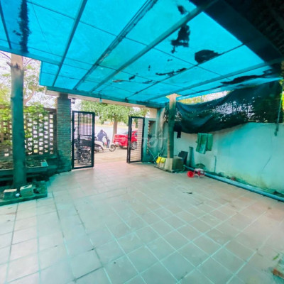 CHO THUÊ NHÀ 2 TẦNG KIỆT ÔTÔ NGUYỄN LỘ TRẠCH - SÂN ĐỖ ÔTÔ RỘNG RÃI