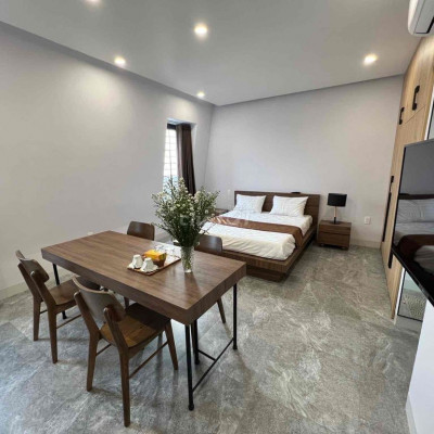 𝐂𝐇𝐎 𝐓𝐇𝐔𝐄̂ 𝐏𝐇𝐎̀𝐍𝐆 𝐒𝐇𝐎𝐏𝐇𝐎𝐔𝐒𝐄 𝐓𝐇𝐄 𝐌𝐀𝐍𝐎𝐑 𝐂𝐑𝐎𝐖𝐍  - 𝐓𝐏 𝐇𝐔𝐄̂́