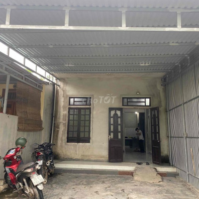 Nhà mặt tiền đường Hồng Lĩnh, 2 phòng ngủ 1 gác lửng