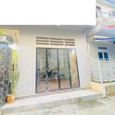 NHÀ 2 TẦNG KIỆT OTO HÀM NGHI CHỈ 3.5TR/TH