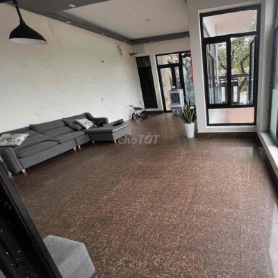 CHO THUÊ CĂN GÓC 2 TẦNG NGAY HỒ TRÁI TIM - TTTP HUẾ