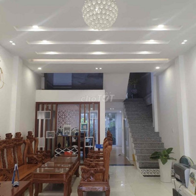 Shophouse kinh doanh 4 tầng Huế Green City hoàn thiện