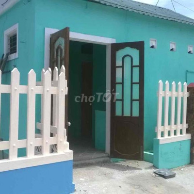 Cho thuê nhà cấp 4 nguyên căn- mặt tiền đường thoáng mát