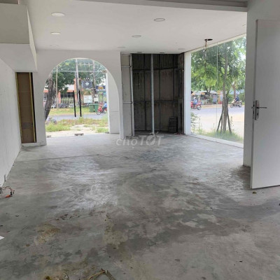 Cho Thuê Mặt Bằng Phạm Văn Đồng để Kinh doanh