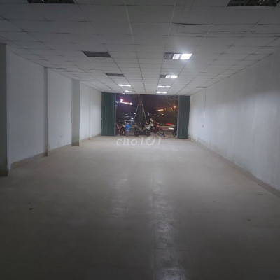 CHO THUÊ MẶT BẰNG RỘNG MT NGUYỄN TẤT THÀNH - GẦN MAZDA THUỶ DƯƠNG