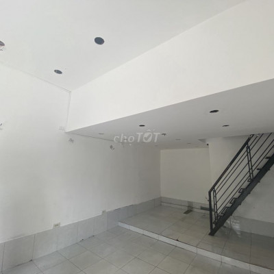 CHO THUÊ MB 45m2 - MẶT TIỀN NGUYỄN KHUYẾN - 7,5Tr/tháng