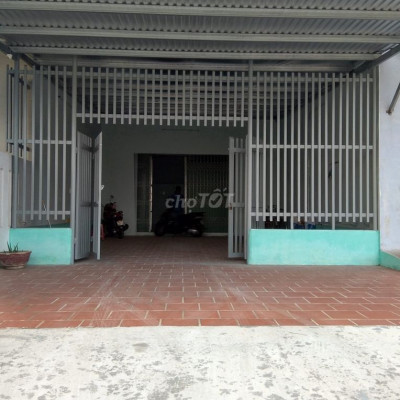 CHO THUÊ MẶT BẰNG & NHÀ KIỆT ÔTÔ PHẠM VĂN ĐỒNG GI.Á 5TR/THÁNG