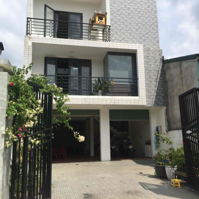 NHÀ HƯƠNG HỒ CHO THUÊ HOẶC BÁN