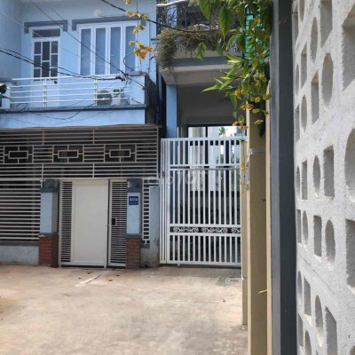 Nhà 2 tầng full nội thất trung tâm thành phố