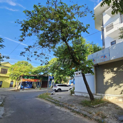 CHO THUÊ MẶT TIỀN KINH DOANH ĐƯỜNG LÊ MINH. GIÁ CHỈ 4𝐓𝐑/THÁNG