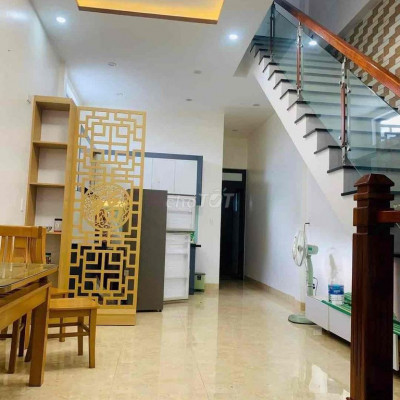 cho thuê nhà 2 tầng đủ công năng kiệt nguyễn lộ trạch