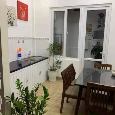 chính chù cho thuê nhà hẽm đặng văn ngử gần chợ full nội thất