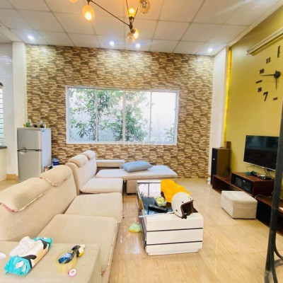 🔥CỰC HOT! NHÀ SIÊU RỘNG FULL NỘI THẤT TẠI BTX. DT:150M2. 2PN. CHỈ 4TR5