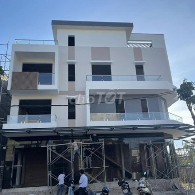 Cho thuê nhà mặt tiền KINH DOANH trung tâm TP Huế!