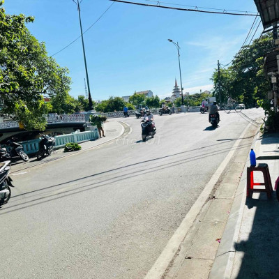 MẶT TIỀN PHAN CHU TRINH TTTP HUẾ 12TR/TH