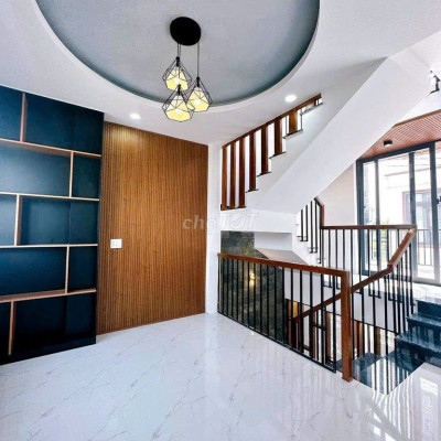 🔥🔥HOT! NHÀ HIỆN ĐẠI TTTP GẦN BX PHÍA NAM. DT:270M2 3 TẦNG(3PN) CHỈ 6TR
