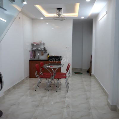 🔥🔥CỰC HOT! MB ĐẸP NGAY MẶT TIỀN PHAN BỘI CHÂU. DT:60M2. CÓ WC. CHỈ 4TR