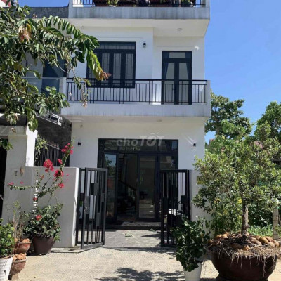 CHO THUÊ NHÀ NGUYÊN CĂN 2 MẶT TIỀN GIÁ RẺ Khu đô thị phú mỹ thượng