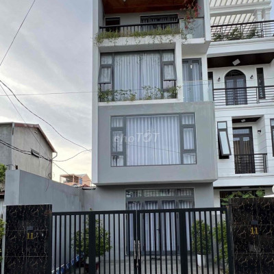 NHÀ 4 TẦNG MỚI ĐẸP KIỆT OTO HÙNG VƯƠNG THÔNG HỒ TRÁI TIM