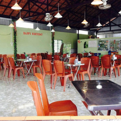 Cho thuê lô góc 2 mặt tiền KQH Lịch Đợi, 192m2 giá 7tr/th