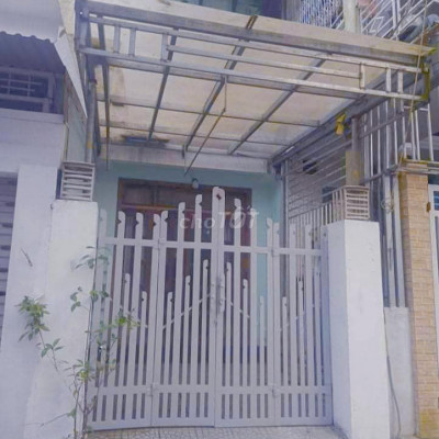 Cho thuê 3 tầng Cao Xuân Dục, 150m2, 3PN chỉ 4tr5/th