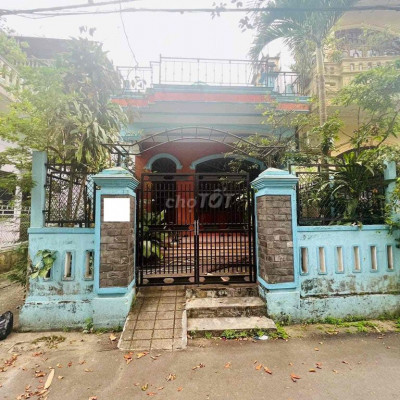 NHÀ KIỆT HỒ ĐẮC DI NGAY LÀNG ĐH HUẾ