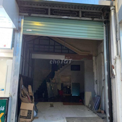 Cho thuê mặt tiền 3 tầng Phan Chu Trinh giá 10TR/TH