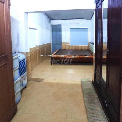 Cho thuê nhà C4 kiệt ô tô Hùng Vương ,phường An Cựu giá 5TR/TH