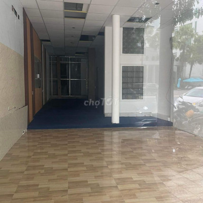 CHO THUÊ MẶT TIỀN NGUYỄN HUỆ 100M2 NGANG 5M TRUNG TÂM TP HUẾ
