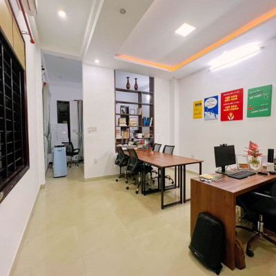 Cho thuê nhà nguyên căn 2,5 tầng KQH Bàu Vá 1 giá 6,5TR/TH