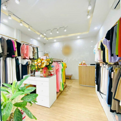Sang lại mặt bằng Đẹp gần Hùng Vương,Phù hợp kinh doanh shop áo quần.