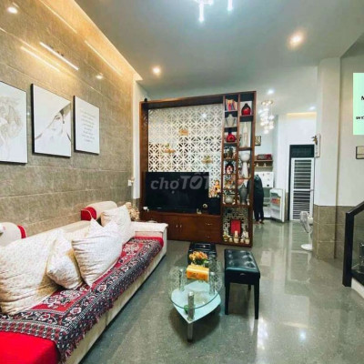 🔥🔥GIÁ CỰC RẺ! NHÀ MT HIỆN ĐẠI TTTP. DT: 220M2. 3 TẦNG(4PN). CHỈ 10TR