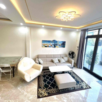 NHÀ ĐẸP 4 TẦNG MỚI ĐẸP 100% HÙNG VƯƠNG TTTP HUẾ