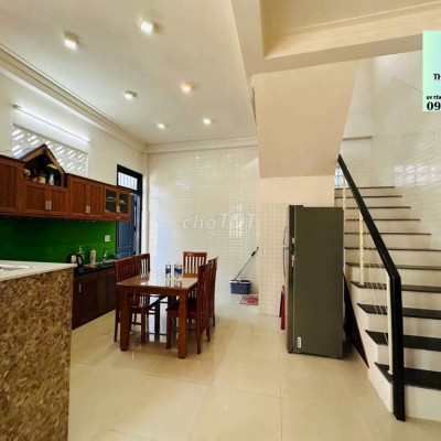 🔥CỰC HOT! NHÀ HIỆN ĐẠI GIÁ RẺ TẠI PHẠM VĂN ĐỒNG. 2 TẦNG(2PN). CHỈ 6TR