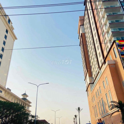 NHÀ MẶT TIỀN KQH ĐÔNG NAM THUỶ AN FULL NỘI THẤT