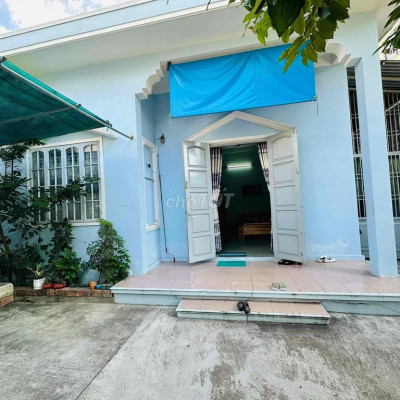 NHÀ KIỆT OTO HÙNG VƯƠNG TTTP HUẾ CÓ NỘI THẤT