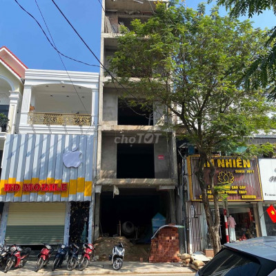 CHO THUÊ NHÀ 35 BẾN NGHÉ 5 TẦNG ( 5.5x18m,Thang máy , Trống suốt)