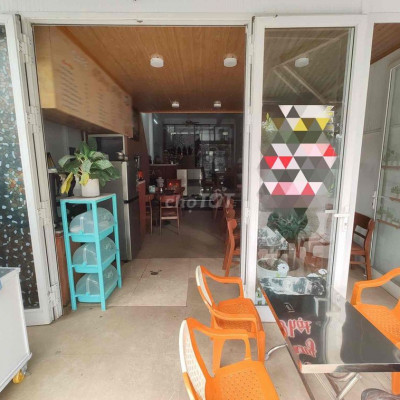 Mặt bằng kinh doanh đường Phạm Văn Đồng