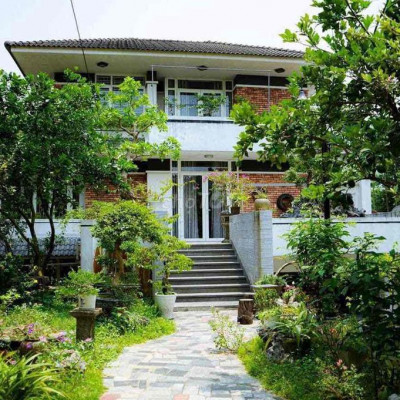 Biệt thự 02 mặt tiền đường Hoài Thanh 05 phòng!!