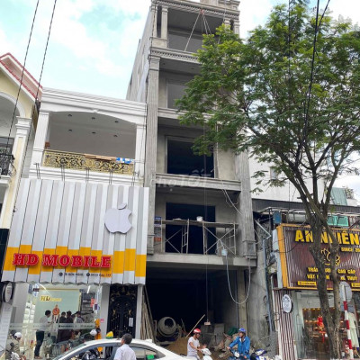 CHO THUÊ NHÀ 6 TẦNG MỚI 100% (550M2)-35 BẾN NGHÉ- TP HUẾ(có thang máy)