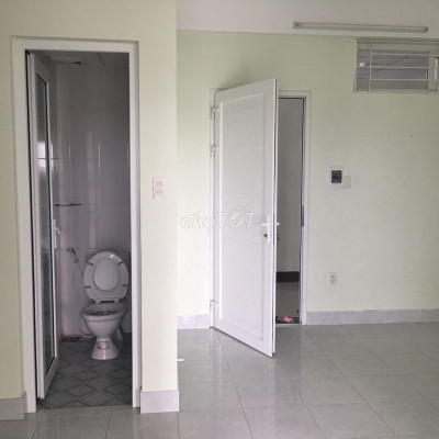 CÓ ĐIỀU HÒA VÀ NÓNG LẠNH