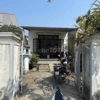 cần cho thuê nhà cấp 4 phường xuân phú, đường lớn viêw công viên