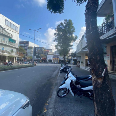 Sang và cho thuê mặt bằng trung tâm chỉ 5.5 triệu/tháng