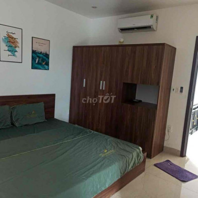 Cho thuê căn hộ studio Manor crown có nội thất