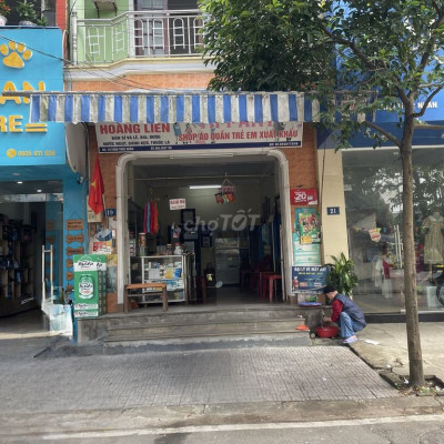 Mặt tiền đắc địa Trần Thúc Nhẫn