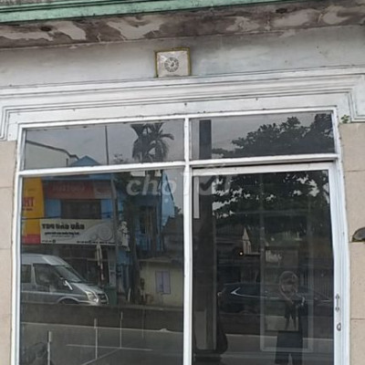 Mặt bằng kinh doanh + 27m2 + Nguyễn Tất Thành