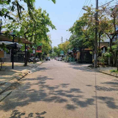 Nhà 03 tầng 2mt Kqh Kiểm Huệ sau lưng nhà thi đấu Bà Triệu