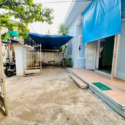 CHO THUÊ NHÀ KIỆT OTO HÙNG VƯƠNG CÓ SÂN RỘNG