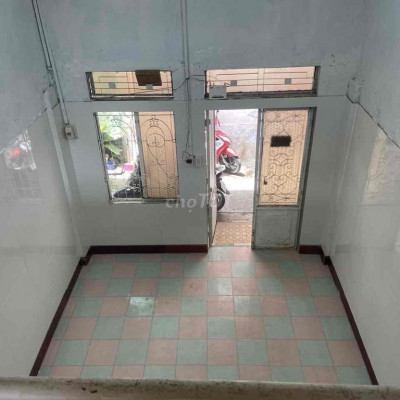 CHO THUÊ NHÀ GÁC LỪNG KIỆT BÀ TRIỆU TTTP HUẾ