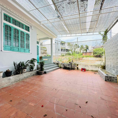 NHÀ KIỆT OTO 62 THANH HẢI THUỶ XUÂN TP HUẾ